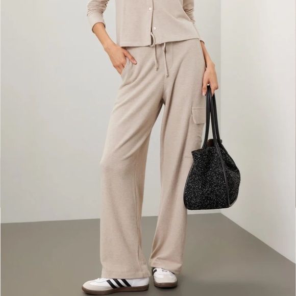 DONNI. Sweater Cargo Pants Sweatpants Heathered Oat Drawstring Size XS